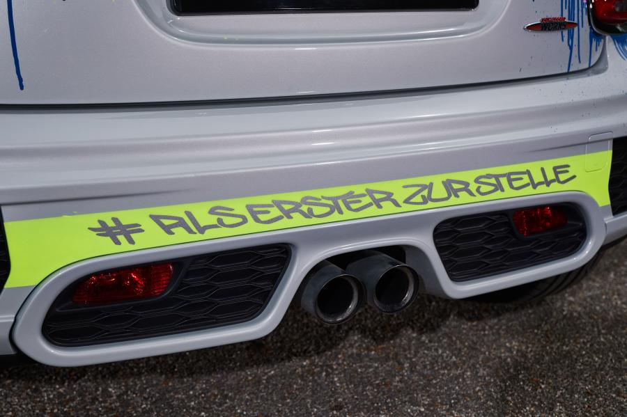 Детали экстерьера Mini John Cooper Works Polizei (F56) 2018 года  (фото 10 из 13)